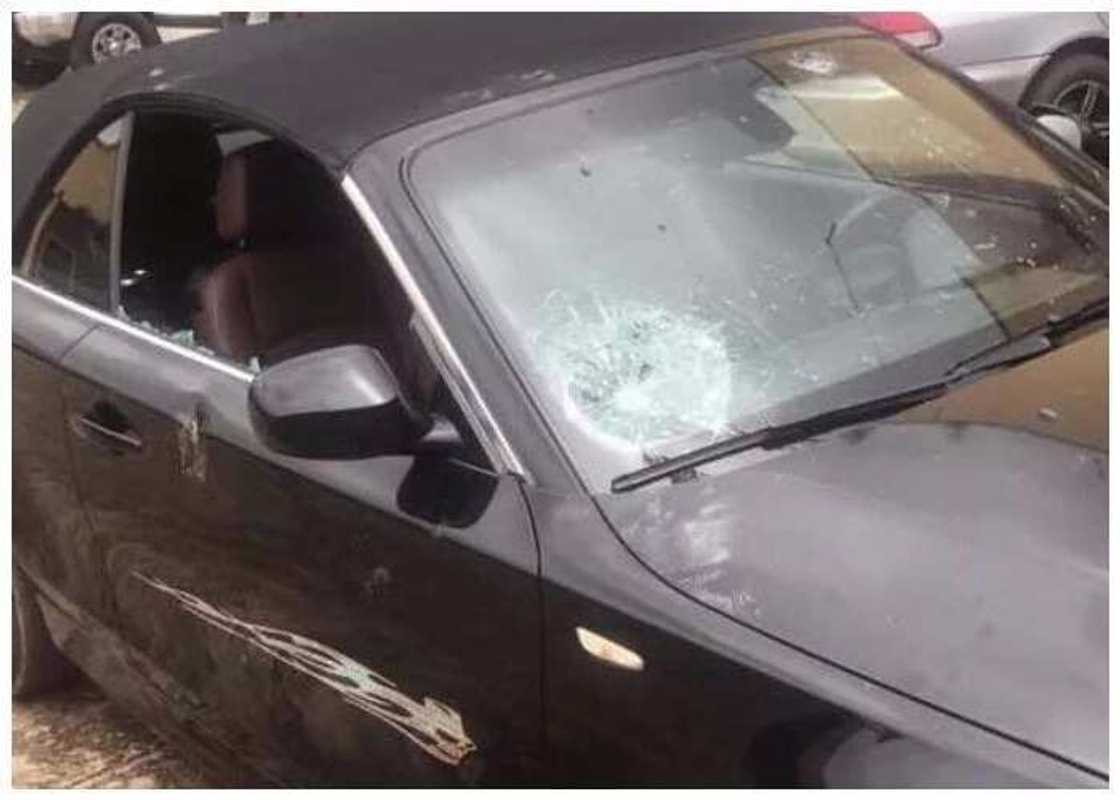 Charly Boy attacked at Wuse Market during #ReturnorResign protest Charly Boy attacked at Wuse Market during #ReturnorResign protest
