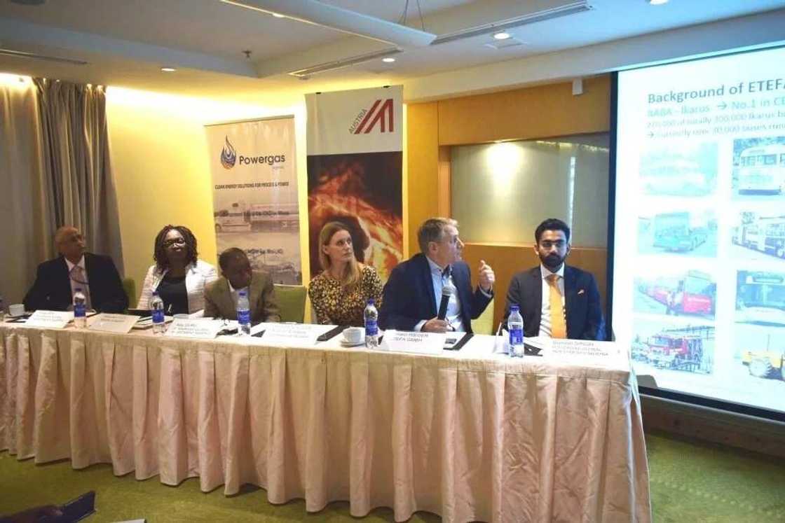 Reduce gas flaring – Save lives! Save the environment! Save costs! Reduce gas flaring – Save lives! Save the environment! Save costs!