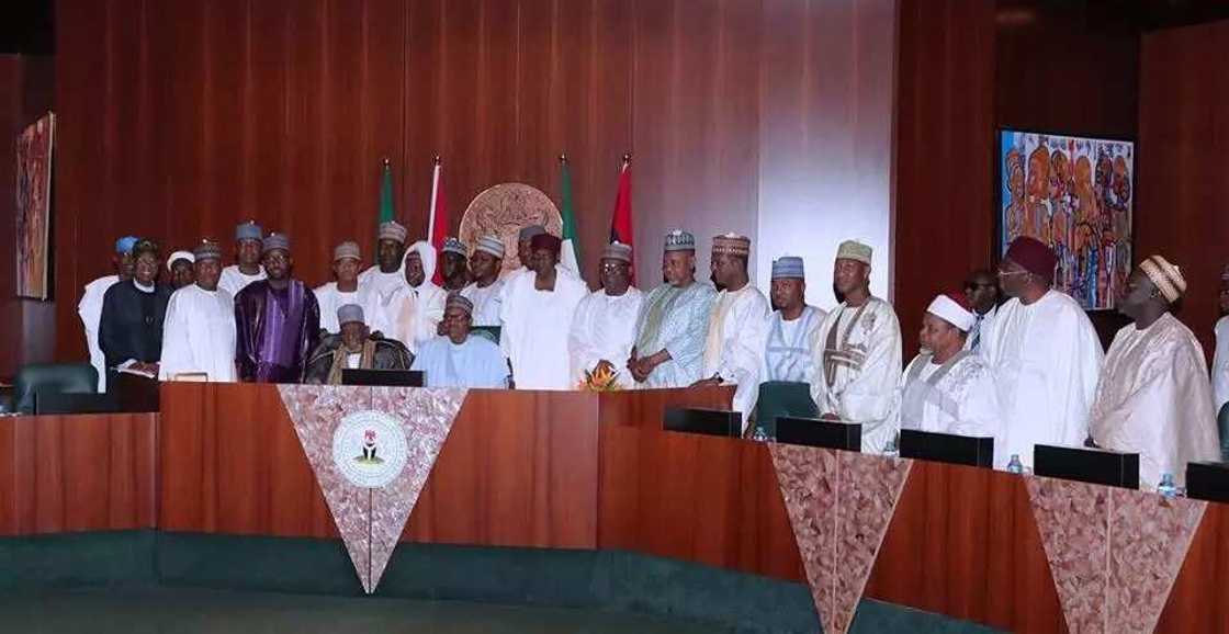 Shugaba Buhari ya karbi bakuncin shugaban darikar Tijjaniya na duniya, hotuna Shugaba Buhari ya karbi bakuncin shugaban darikar Tijjaniya na duniya, hotuna