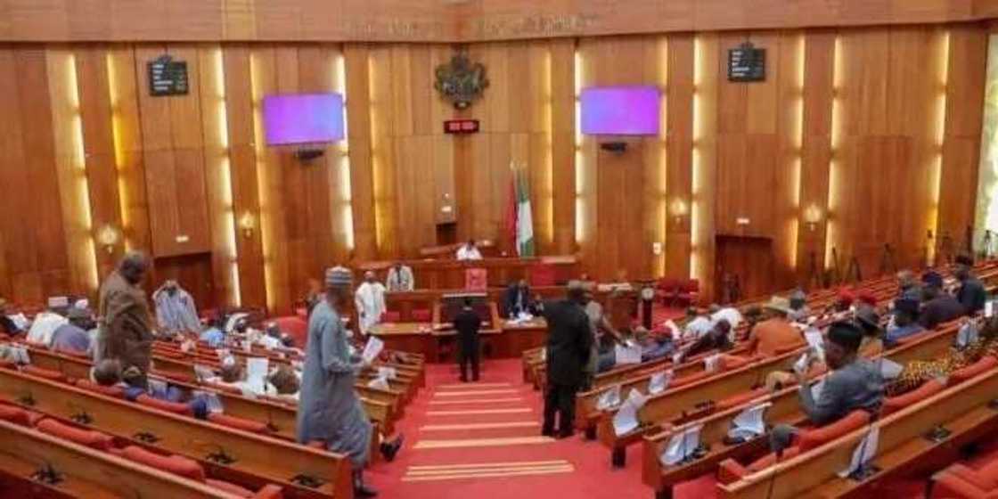 Yan majalisa sun kamala aiki akan sabon kudin dokokin zabe, duba muhimman dokoki 5 daga cikinsu Yan majalisa sun kamala aiki akan sabon kudin dokokin zabe, duba muhimman dokoki 5 daga cikinsu