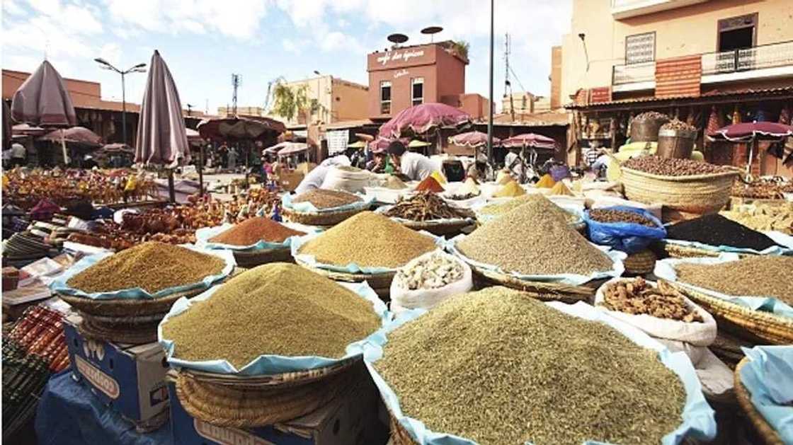 Challenges of Entrepreneurship development in Nigeria Challenges of Entrepreneurship development in Nigeria