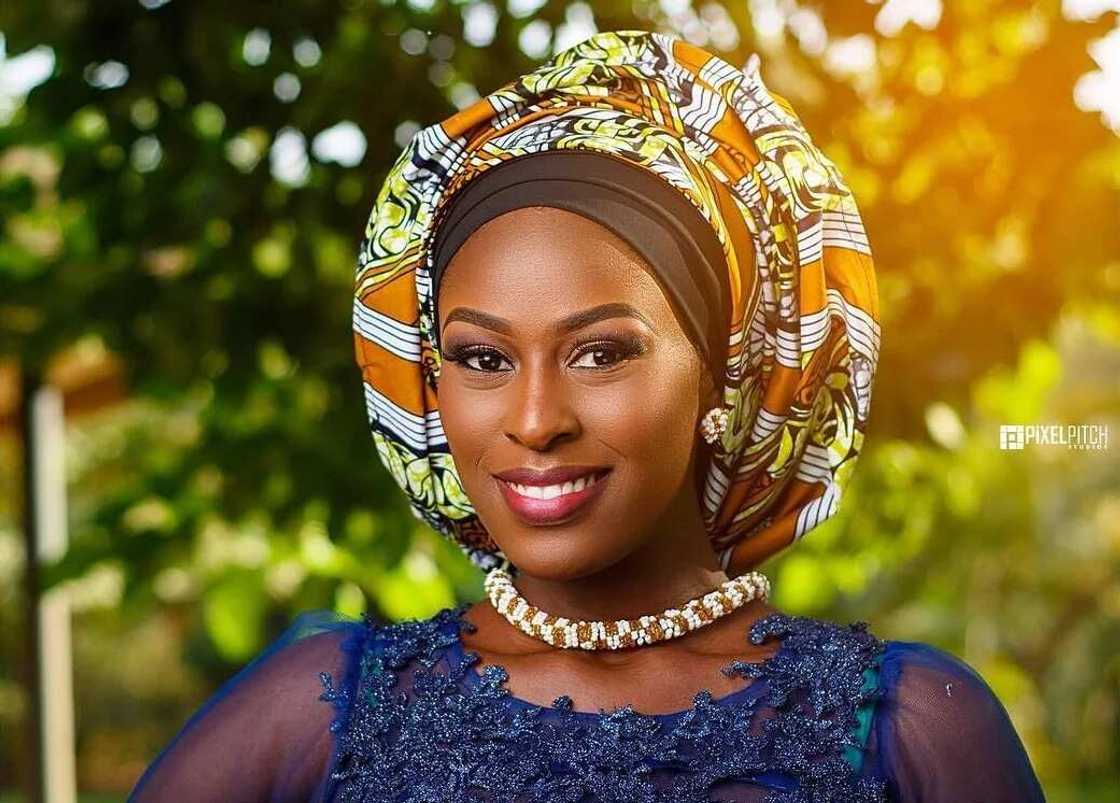 Abin tausayi: Kuji irin maganganu masu ratsa zuciya da Nafisa Abdullahi ta dinga yi akan gawar mahaifiyarta Abin tausayi: Kuji irin maganganu masu ratsa zuciya da Nafisa Abdullahi ta dinga yi akan gawar mahaifiyarta