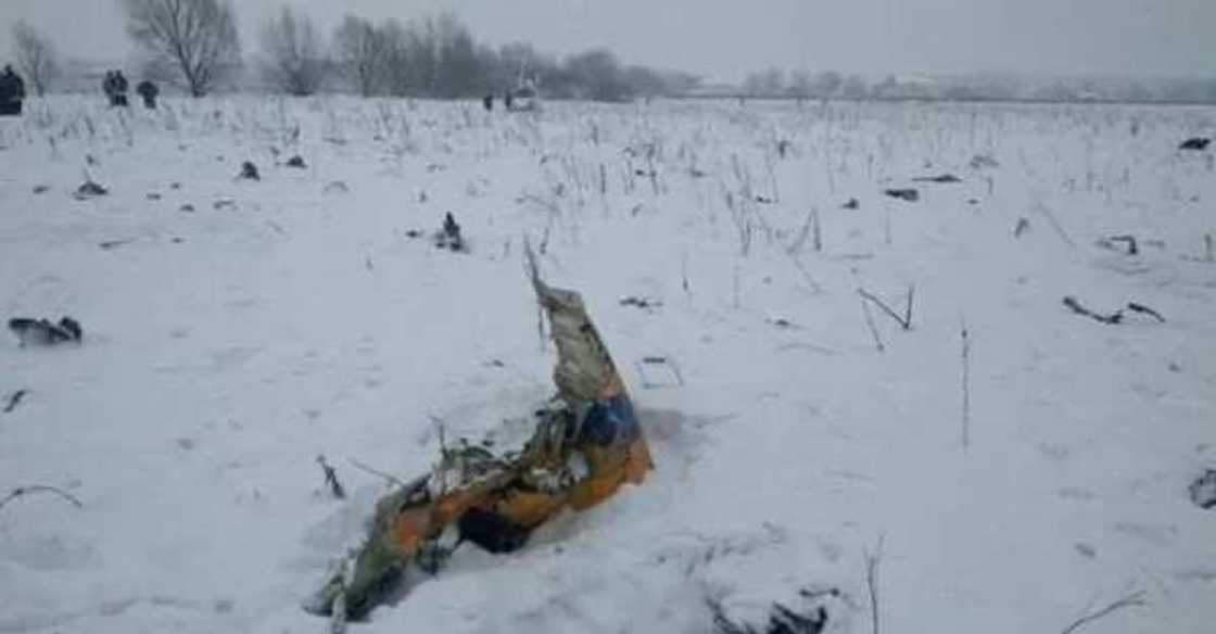 Jirgin Rasha ya yi hatsari da fasinjoji 71 a Moscow Jirgin Rasha ya yi hatsari da fasinjoji 71 a Moscow