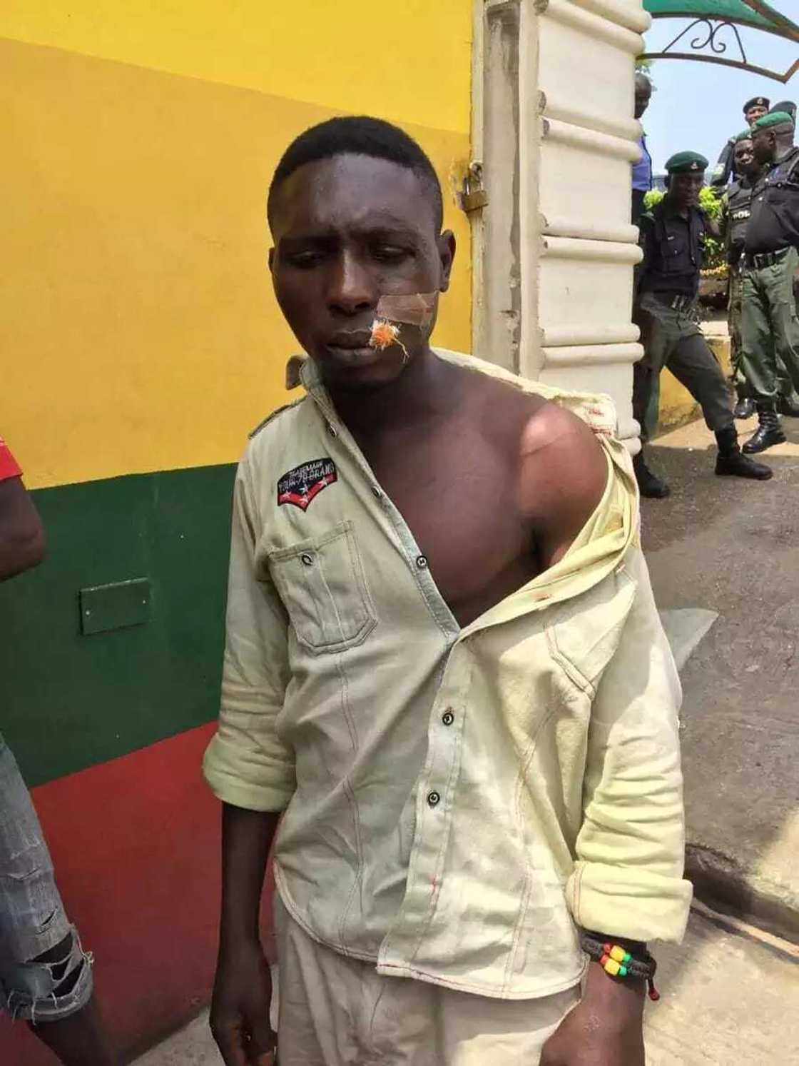 Anyi Kare jini, Biri jini tsakanin yan Yuniyan a jihar Legas Anyi Kare jini, Biri jini tsakanin yan Yuniyan a jihar Legas