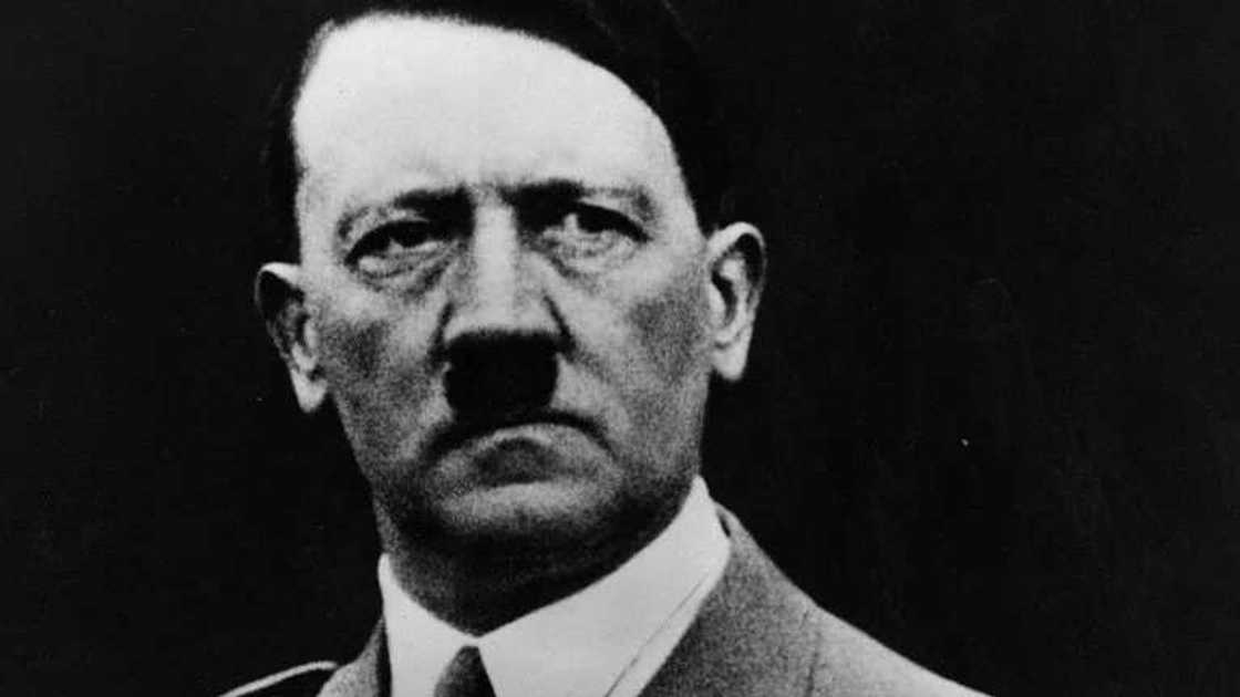 Tantamar wai ko Adolf Hitler ya mutu a yakin duniya II, ko tsere wa yayi Argentina - Sabon Rahoto