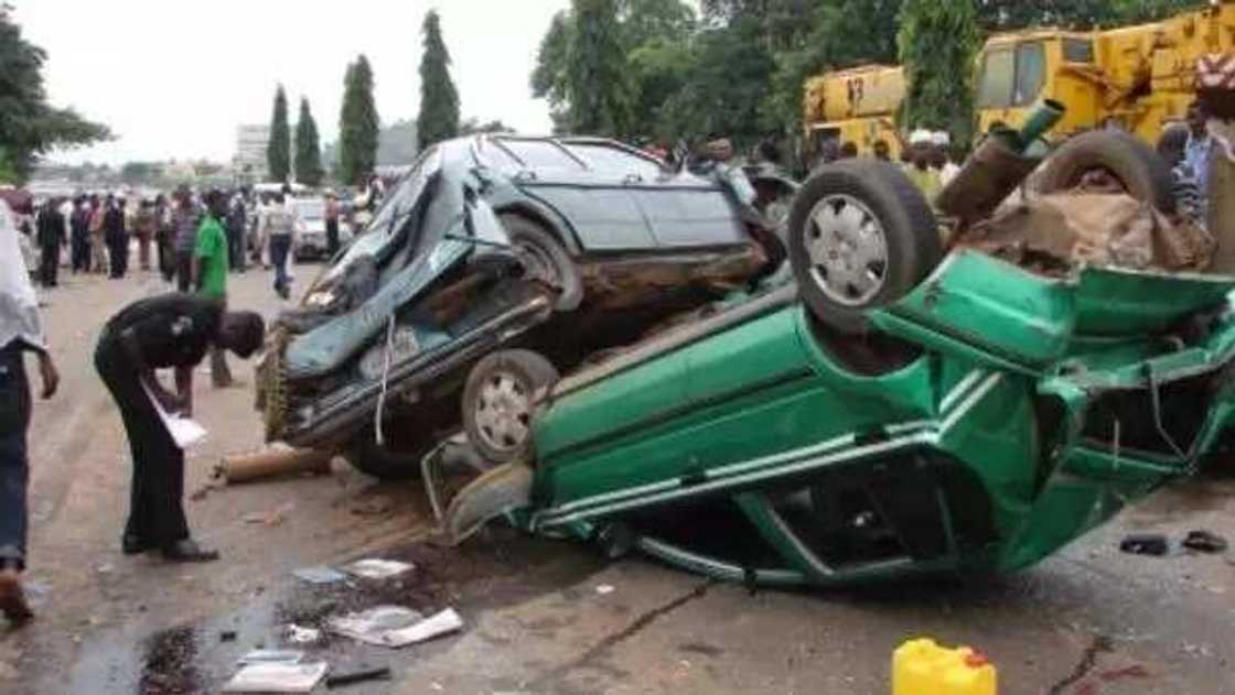 Hanyoyi biyar da suka fi janyo haddura a Najeriya Hanyoyi biyar da suka fi janyo haddura a Najeriya