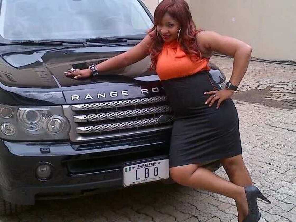 10 Nollywood Actresses And Their Range Rovers (PHOTOS) 10 Nollywood Actresses And Their Range Rovers (PHOTOS)