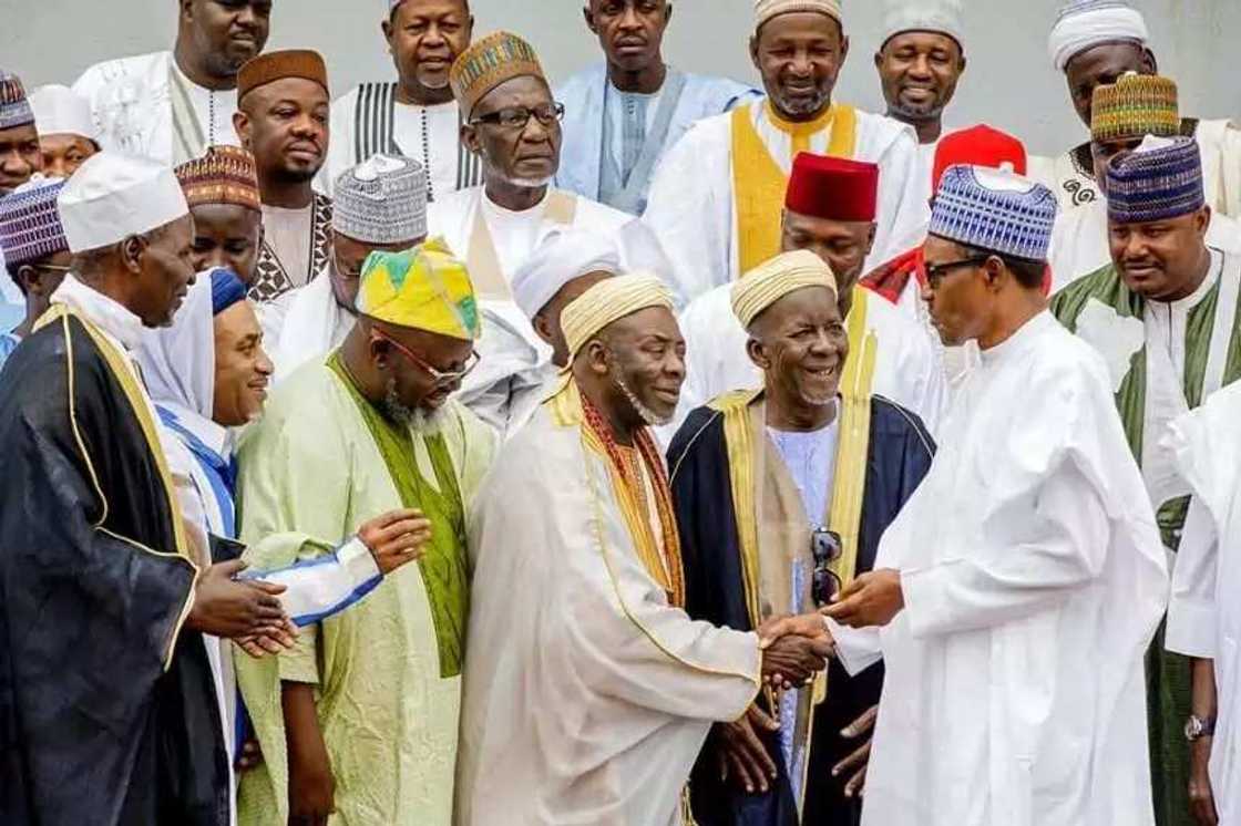 Hira da dan Hakika: Ku ji me ya yarda dasu a matsayin akidunsu Hira da dan Hakika: Ku ji me ya yarda dasu a matsayin akidunsu