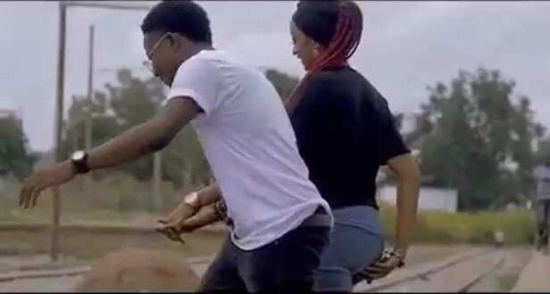 Fitacciyar jarumar nan ta fina-finan Kannywood, Rahama Sadau Fitacciyar jarumar nan ta fina-finan Kannywood, Rahama Sadau