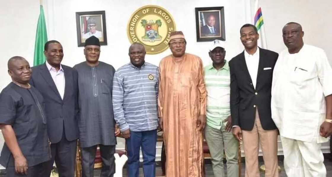 Ta Tonu: Yadda Ambode ya kebe da alkalan zabe don neman hadin kansu Ta Tonu: Yadda Ambode ya kebe da alkalan zabe don neman hadin kansu