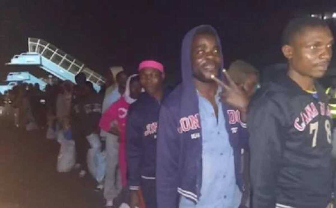 Da yawa cikin 'yan Najeriya da suka dawo daga Libya na fama da tabin hankali - IOM Da yawa cikin 'yan Najeriya da suka dawo daga Libya na fama da tabin hankali - IOM