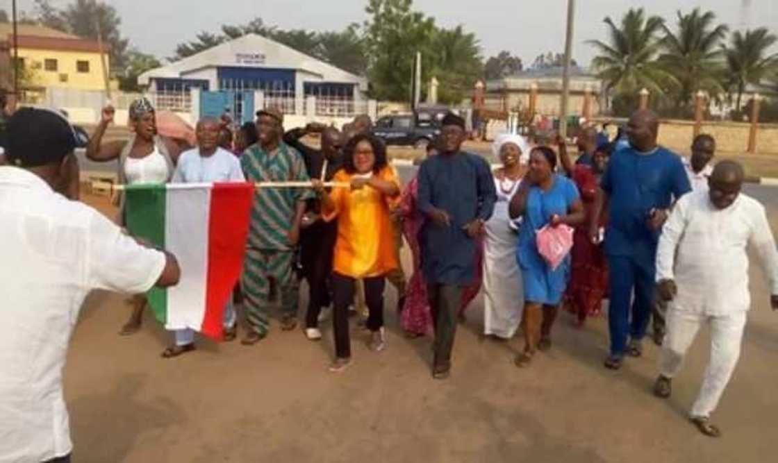 PDP members in Delta celebrate Ali Modu Sheriff's emergence as national party chariman PDP members in Delta celebrate Ali Modu Sheriff's emergence as national party chariman