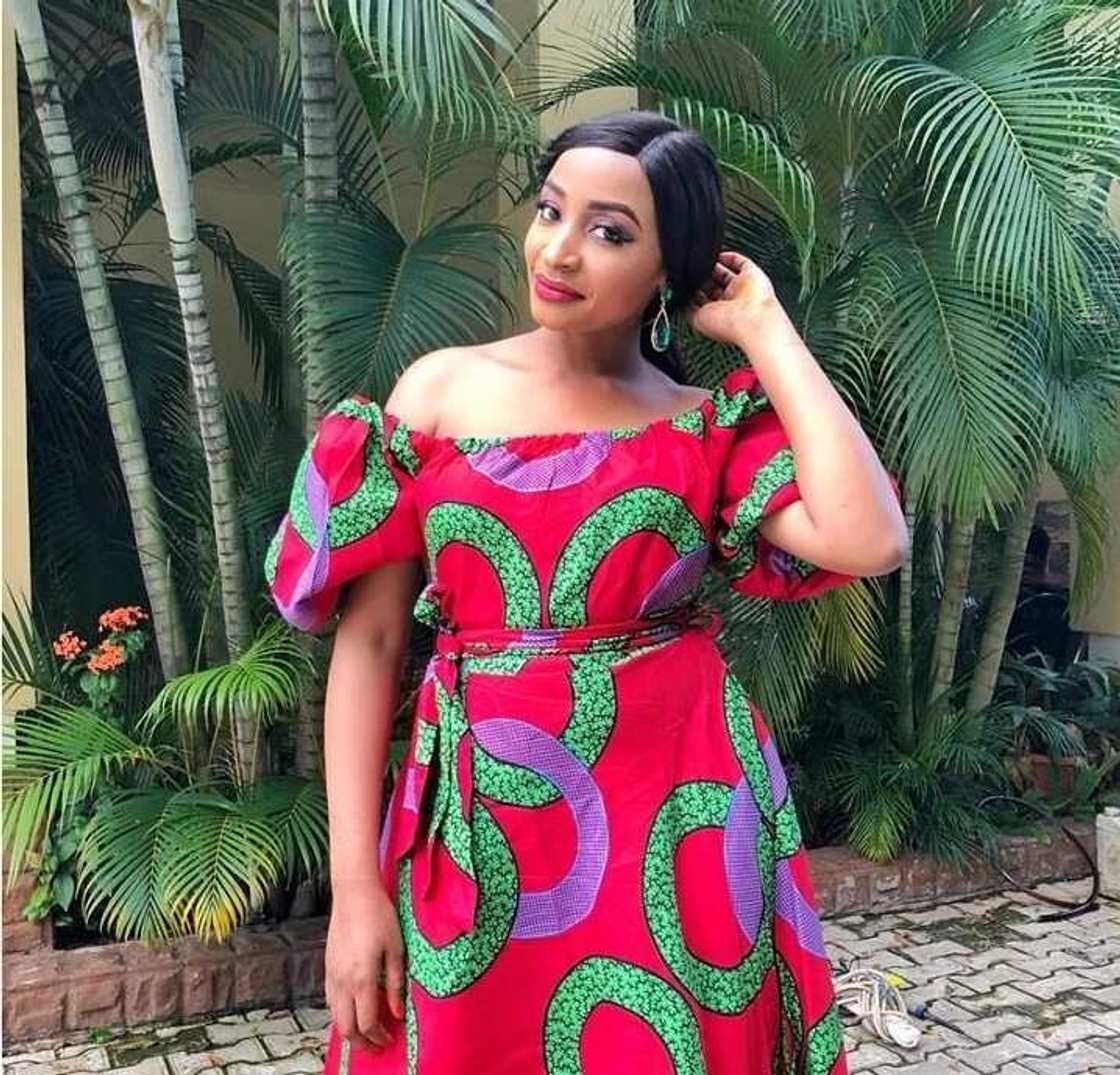 Dandalin Kannywood: Jaruma Rahama Sadau ta tayar da kura a shafukan sada zumunta da sabbin hotuna Dandalin Kannywood: Jaruma Rahama Sadau ta tayar da kura a shafukan sada zumunta da sabbin hotuna