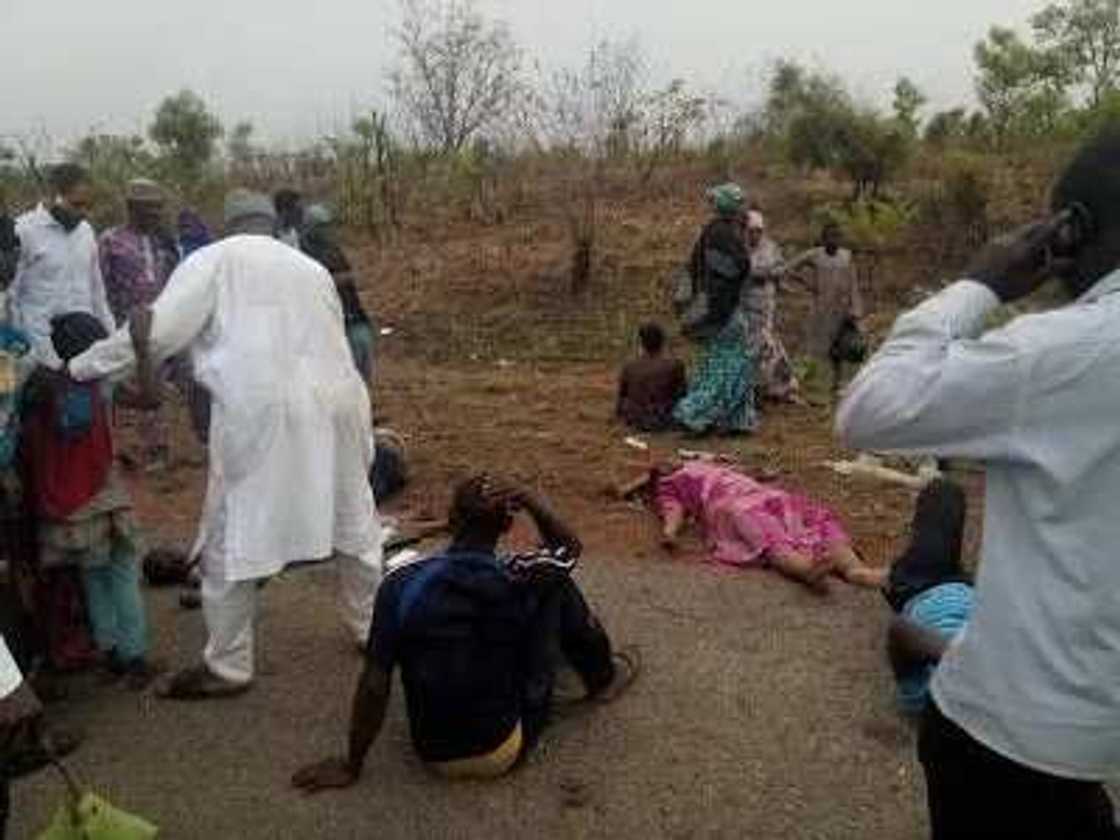 Mata a zindir sunyi zanga-zangar kin jinin gwamnatin Elrufa'i (Hotuna) Mata a zindir sunyi zanga-zangar kin jinin gwamnatin Elrufa'i (Hotuna)