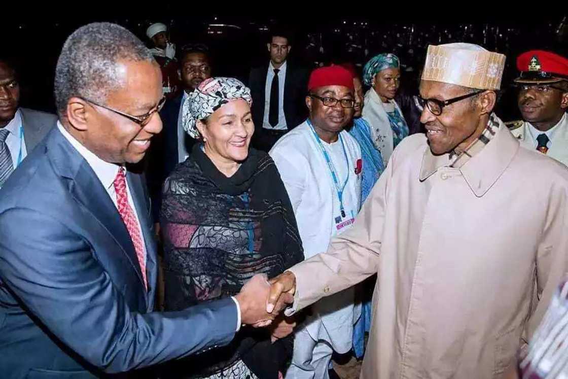 Shugaba Buhari ya isa kasar Morocco (Hotuna) Shugaba Buhari ya isa kasar Morocco (Hotuna)
