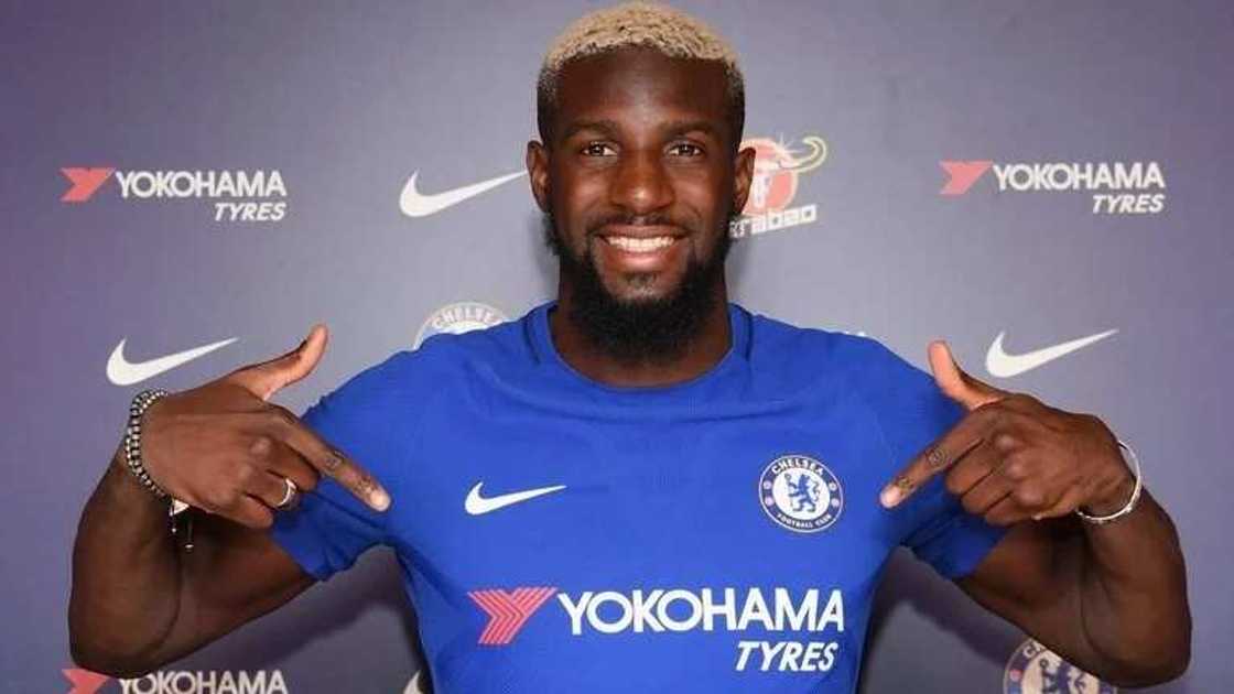 Tiemoue Bakayoko involved in car crash on his way home from training