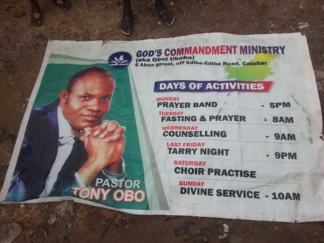 Angry mob destroys church after pastor allegedly murdered a baby (photos) Angry mob destroys church after pastor allegedly murdered a baby (photos)