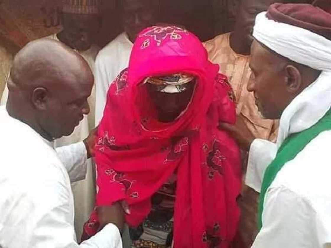 Tsohuwa mai shekara 100 ta musulunta a Abuja Tsohuwa mai shekara 100 ta musulunta a Abuja