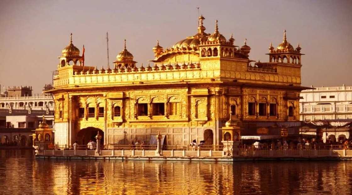 Golden in architecture Golden in architecture