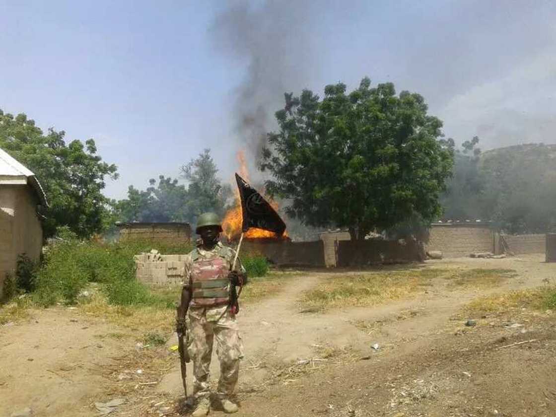 Army Kill 4 B'Haram Members, Rescue 61 Women (PHOTOS) Army Kill 4 B'Haram Members, Rescue 61 Women (PHOTOS)