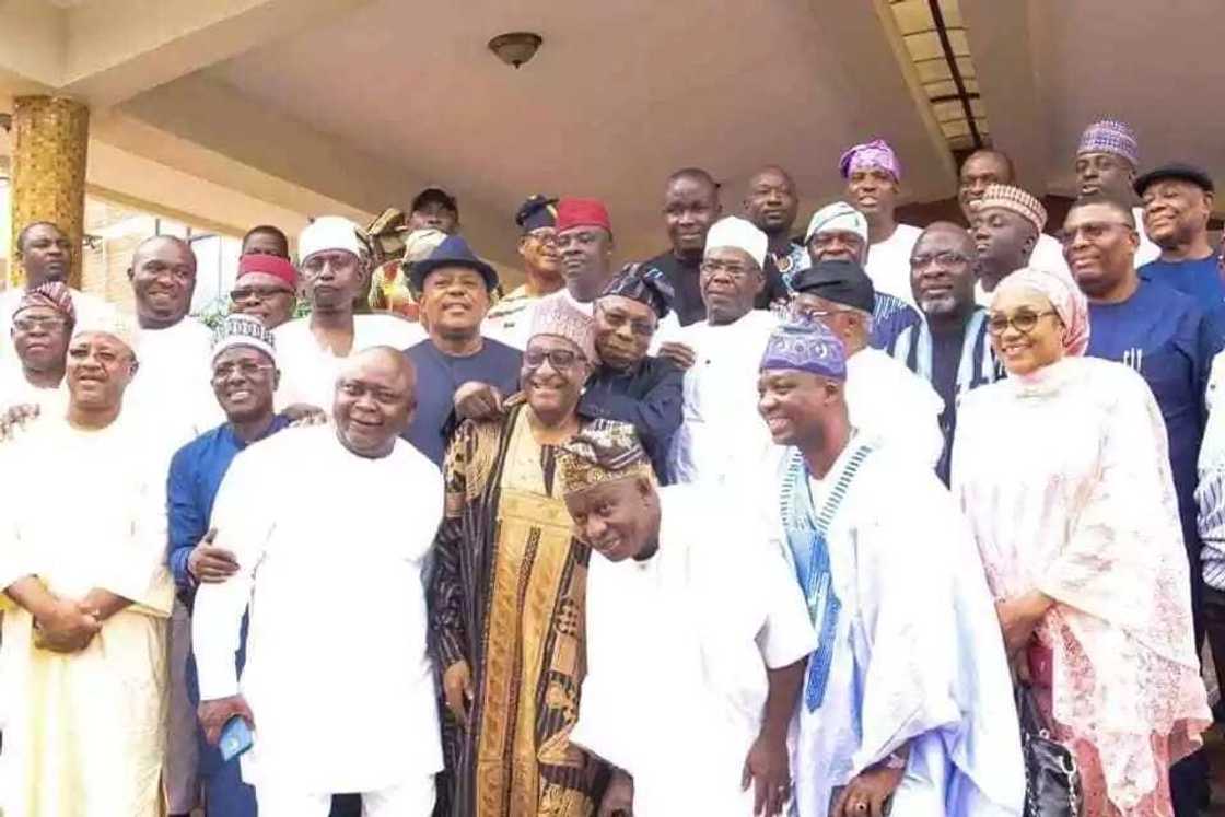 Yanzunnan: Ana can an sa labule tsakanin manyan PDP da Obasanjo, kullalliya kenan Yanzunnan: Ana can an sa labule tsakanin manyan PDP da Obasanjo, kullalliya kenan