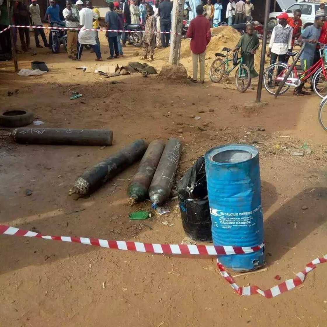 Mummunan hatsarin gas ya kashe mutane 2 tare da jikkata wasu a Zaria Mummunan hatsarin gas ya kashe mutane 2 tare da jikkata wasu a Zaria