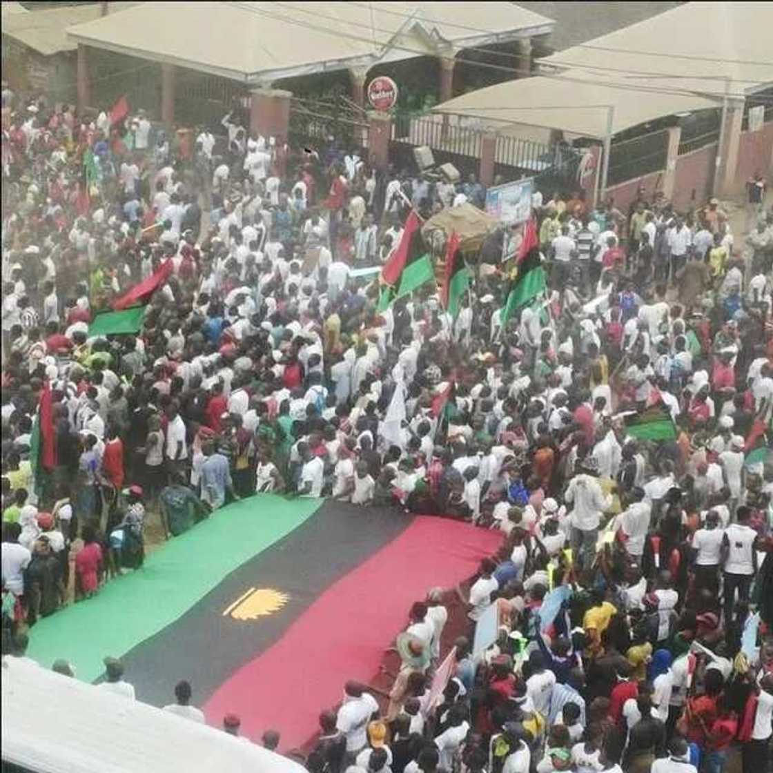 IPOB accuse Buhari of using MEND as DSS media arm IPOB accuse Buhari of using MEND as DSS media arm