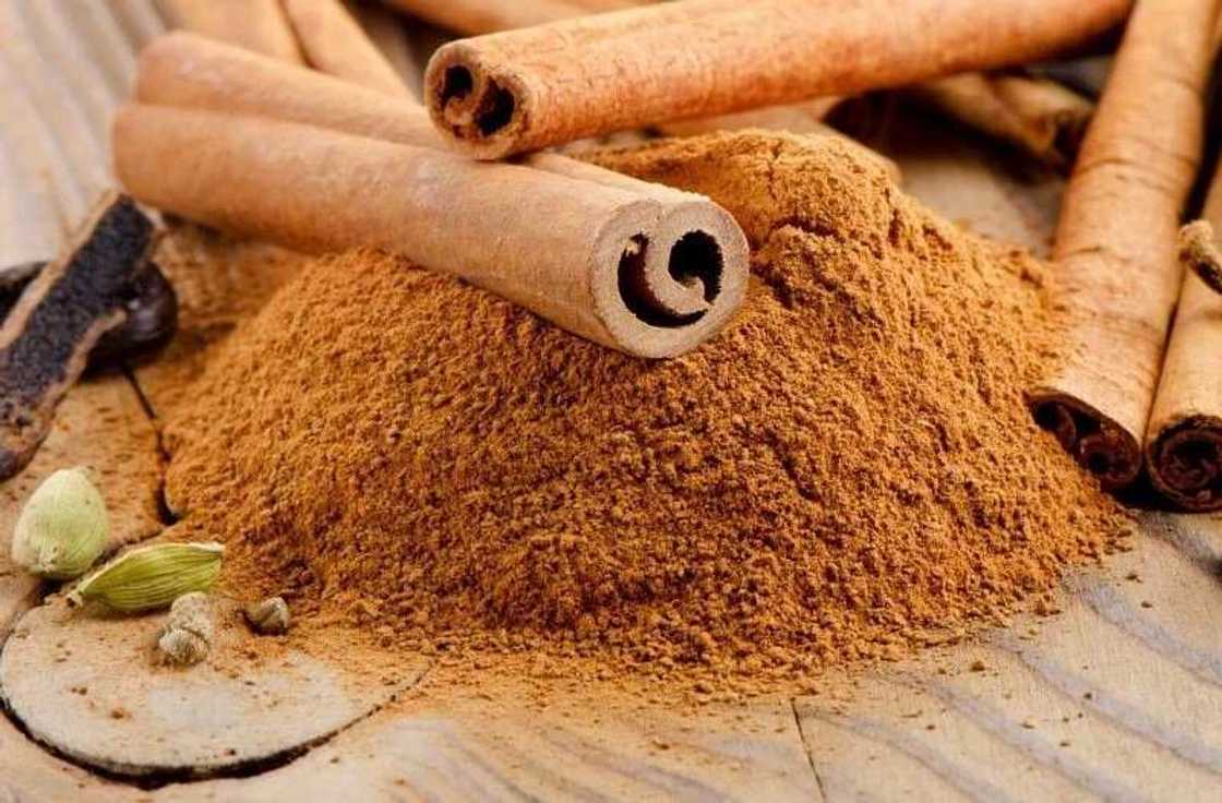 Cinnamon Cinnamon