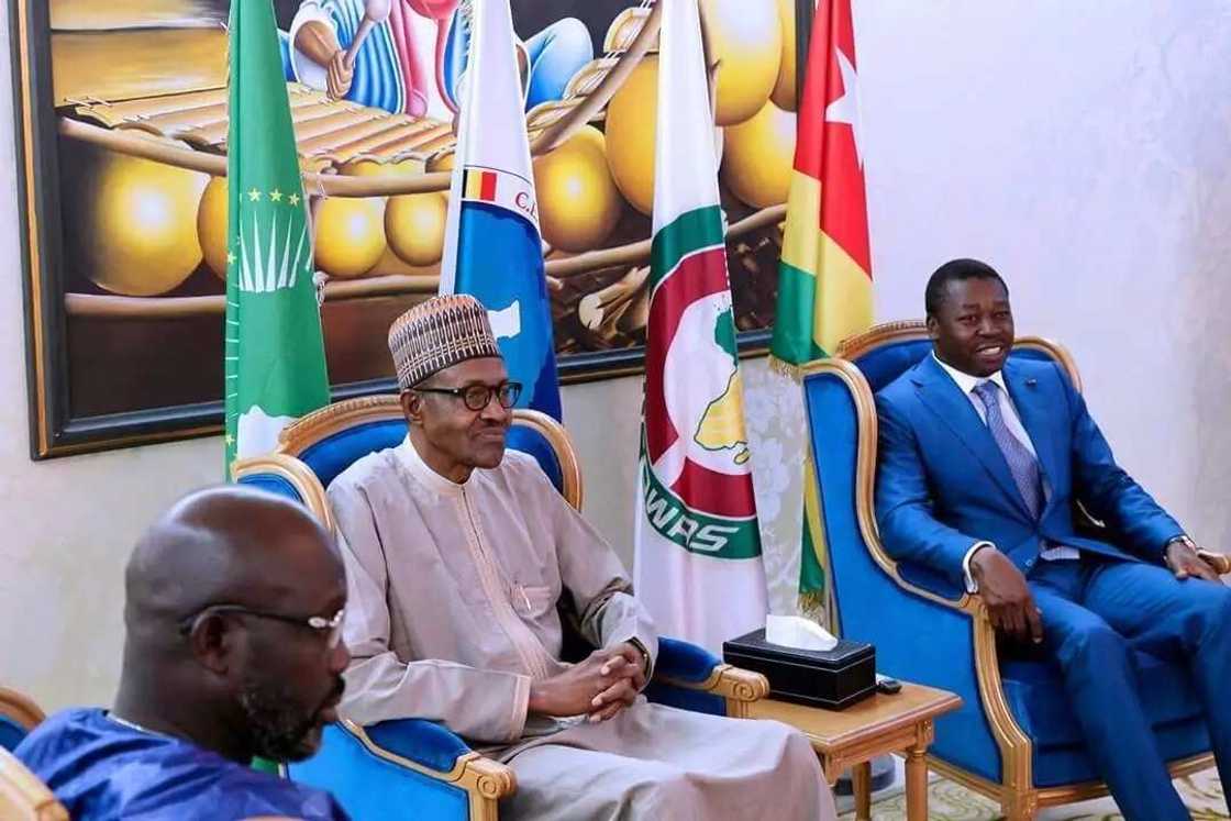 Hotuna: Shugaba Buhari ya isa kasar Togo domin halartan taron ECOWAS/ECCAS