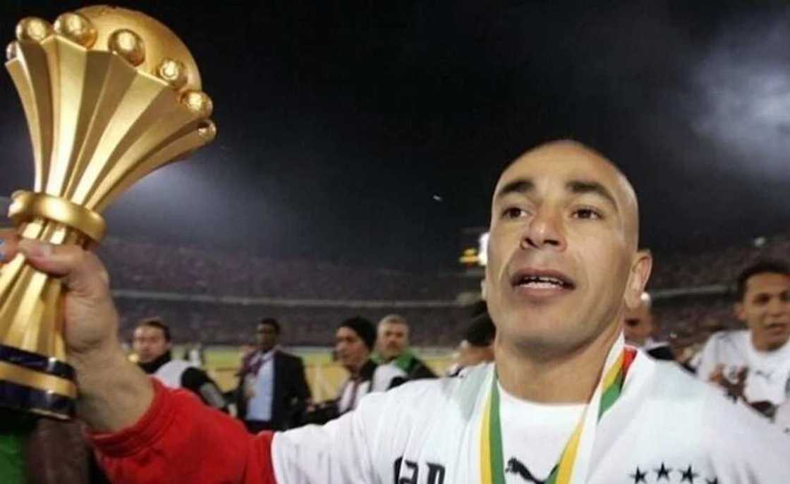 Top 5 footballers with the most trophies ever Top 5 footballers with the most trophies ever