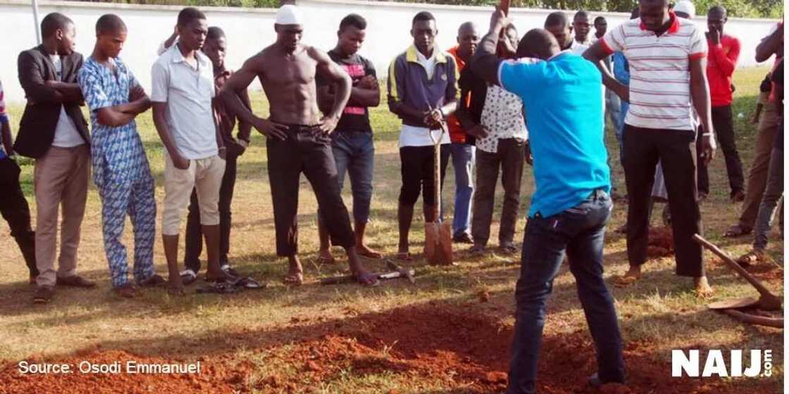 Where Audu Abubakar Will be Buried Today (PHOTOS) Where Audu Abubakar Will be Buried Today (PHOTOS)