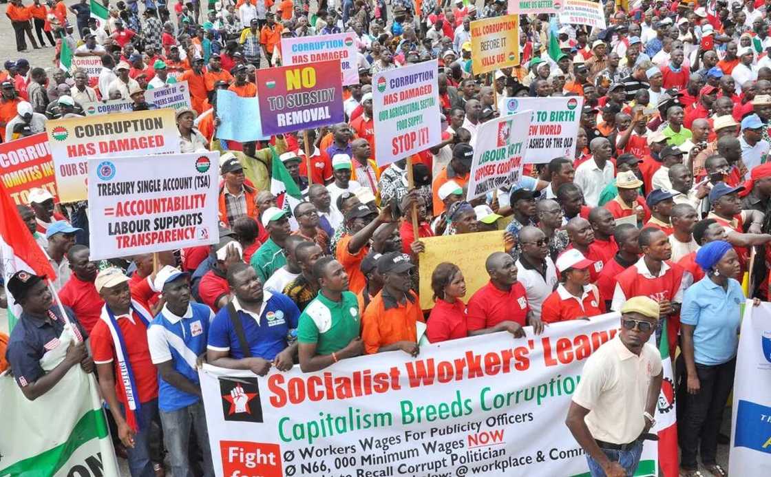 Maganar karin albashin Ma’aikata tayi karfi Maganar karin albashin Ma’aikata tayi karfi