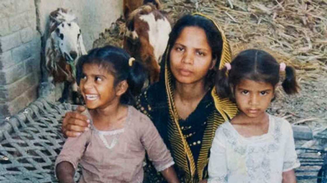 Masu zafin kishin Islama a Pakistan na neman sai an kashe musu wata baiwar Allah, ko me tayi? Masu zafin kishin Islama a Pakistan na neman sai an kashe musu wata baiwar Allah, ko me tayi?