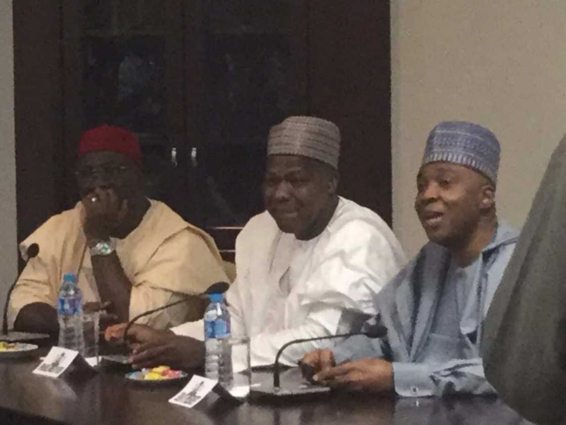 Present at the signing of the budget was Bukola Saraki, president of the senate, his counterpart in the Federal House of Representatives, Yakubu Dogara Present at the signing of the budget was Bukola Saraki, president of the senate, his counterpart in the Federal House of Representatives, Yakubu Dogara