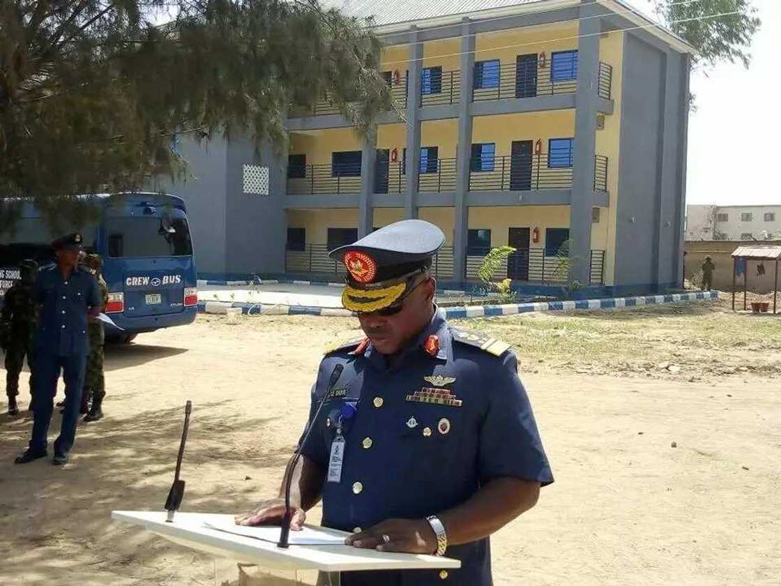 Rundunar sojin Saman Najeriya ta kara yaye matukan jiragen yaki Rundunar sojin Saman Najeriya ta kara yaye matukan jiragen yaki