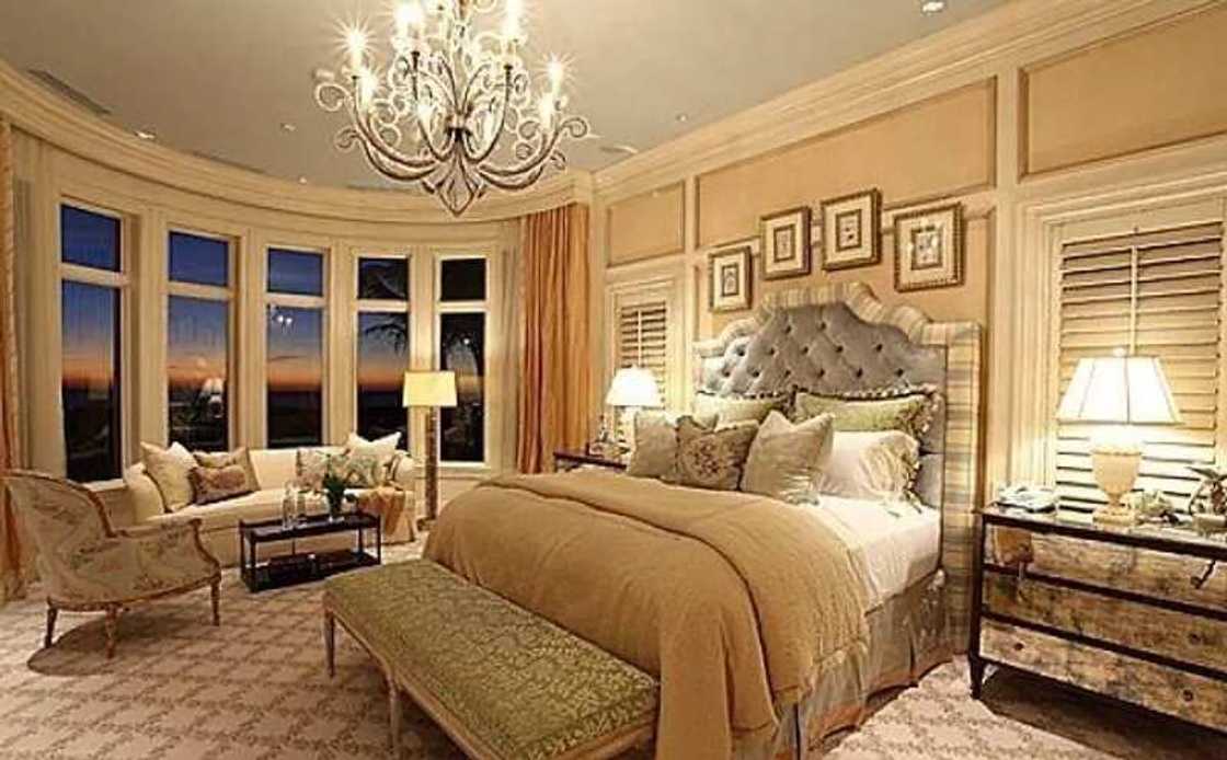 Bedroom in Aliko Dangote's best house in Nigeria Bedroom in Aliko Dangote's best house in Nigeria