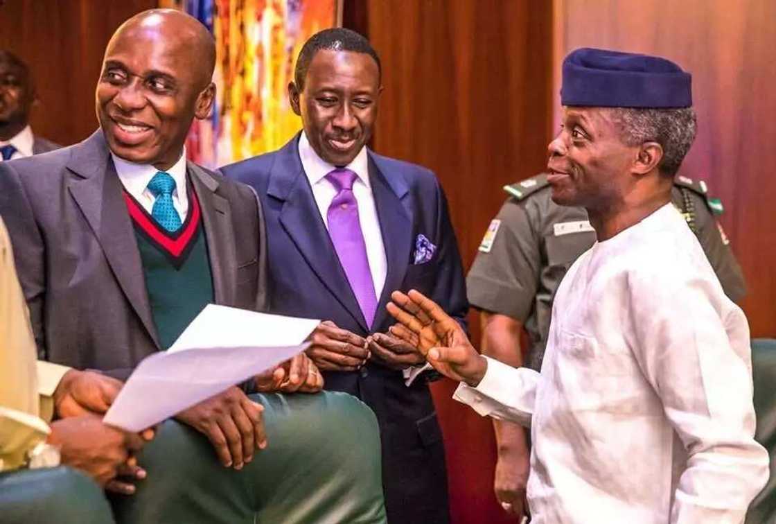 Hotunan taron majalisar ministoci da shugaba Buhari ya jagoranta a Yau Hotunan taron majalisar ministoci da shugaba Buhari ya jagoranta a Yau