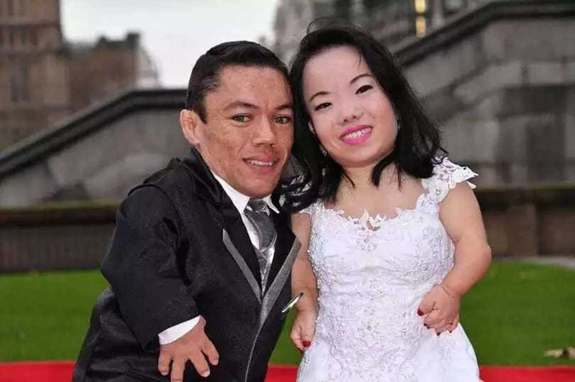 Ma’auratan da suka fi gajarta a Duniya Ma’auratan da suka fi gajarta a Duniya