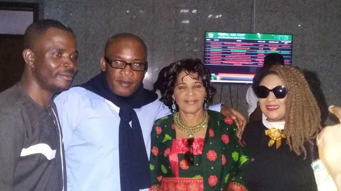 Nnamdi kanu, mother and supporters appear in court today (video) Nnamdi kanu, mother and supporters appear in court today (video)