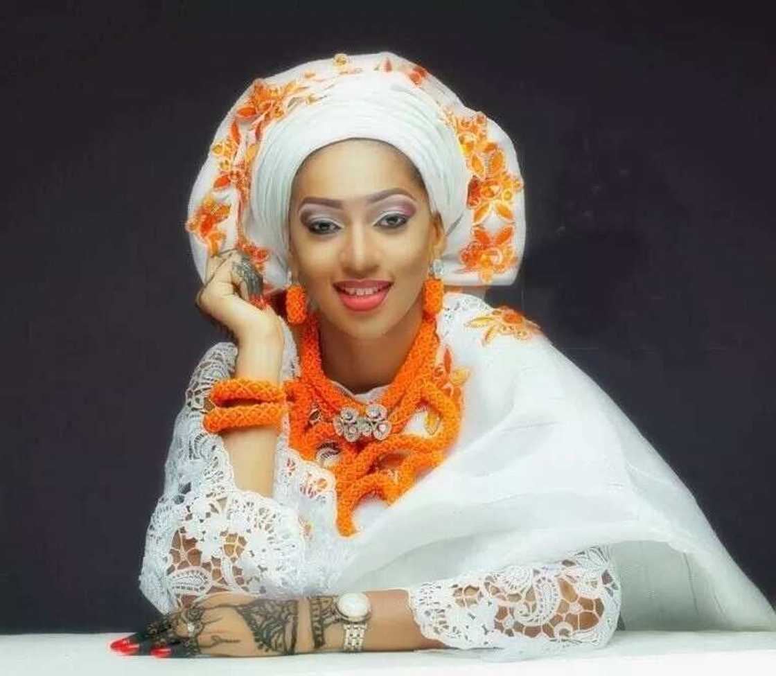 Bead designs for traditional wedding in Nigeria 3d jewelry Bead designs for traditional wedding in Nigeria 3d jewelry