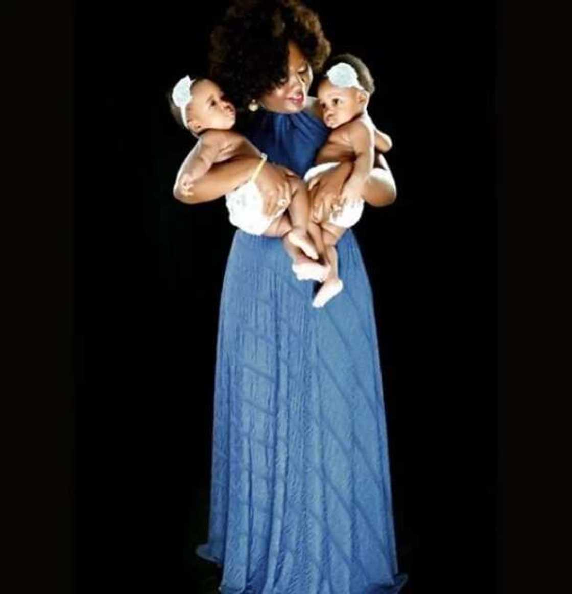 Nigerian woman welcomes twin girls after 7 miscarriages (photos) Nigerian woman welcomes twin girls after 7 miscarriages (photos)