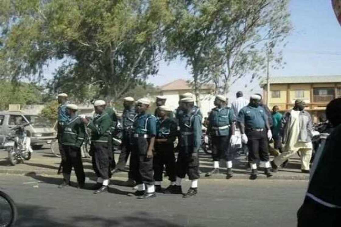 Hukumar Hisbah ta cafke wasu 'yan mata 5 bisa laifin baɗala Hukumar Hisbah ta cafke wasu 'yan mata 5 bisa laifin baɗala