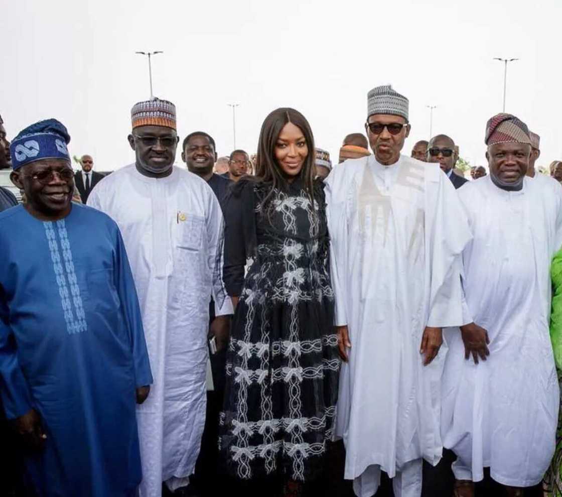 Tolu Ogunlesi yayi kaca-kaca da masu yi Naomi Campbell shaidar banza