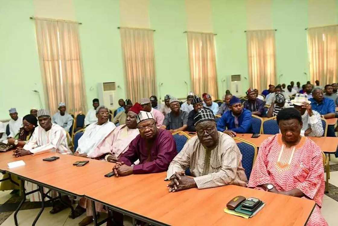 Rikicin makiyaya: Kungiyar Gwamnoni Najeriya ta kai ziyarar gani da ido jihar Benuwe Rikicin makiyaya: Kungiyar Gwamnoni Najeriya ta kai ziyarar gani da ido jihar Benuwe