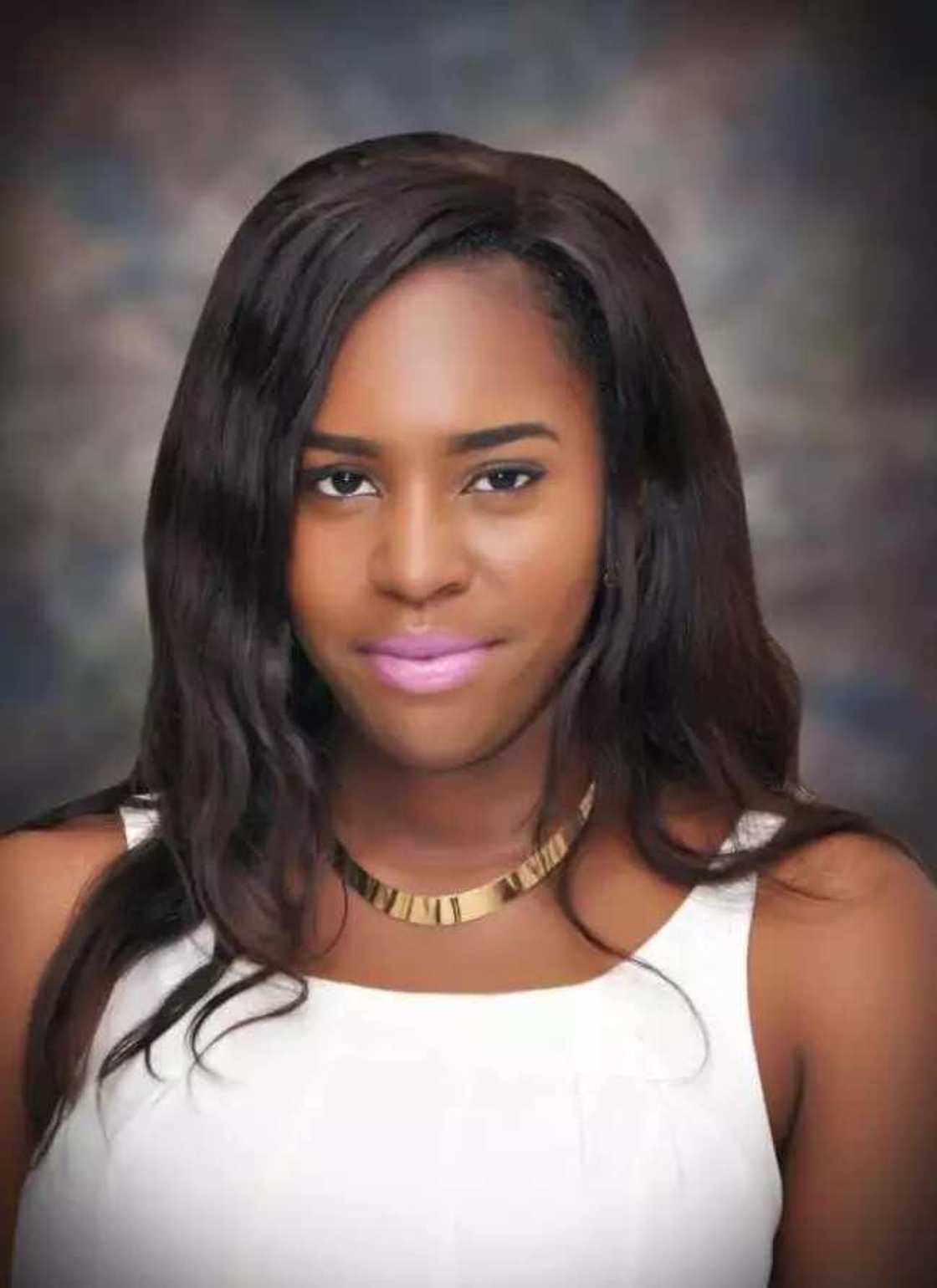 Kika died after an unsuccessful surgery to remove a ruptured appendix. Kika died after an unsuccessful surgery to remove a ruptured appendix.