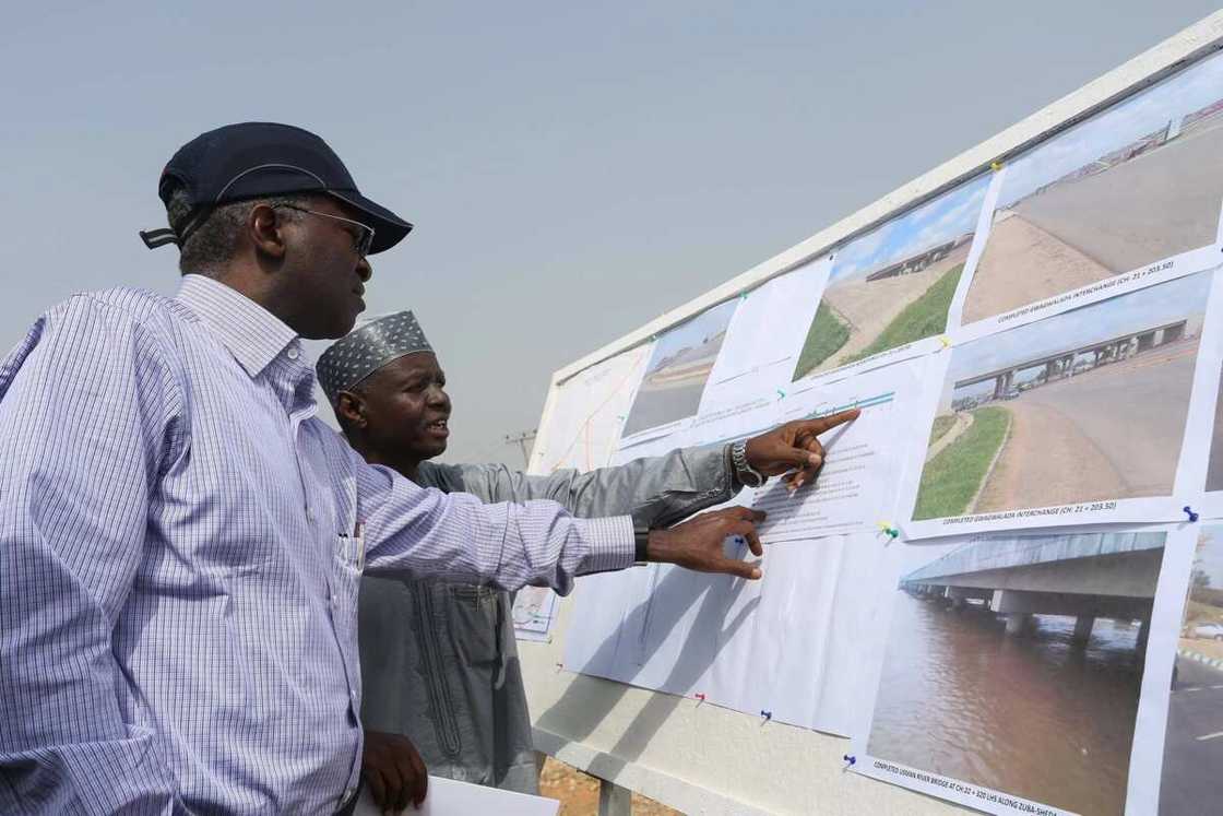 FG orders removal of trailers from Abuja-Kaduna-Kano Highway