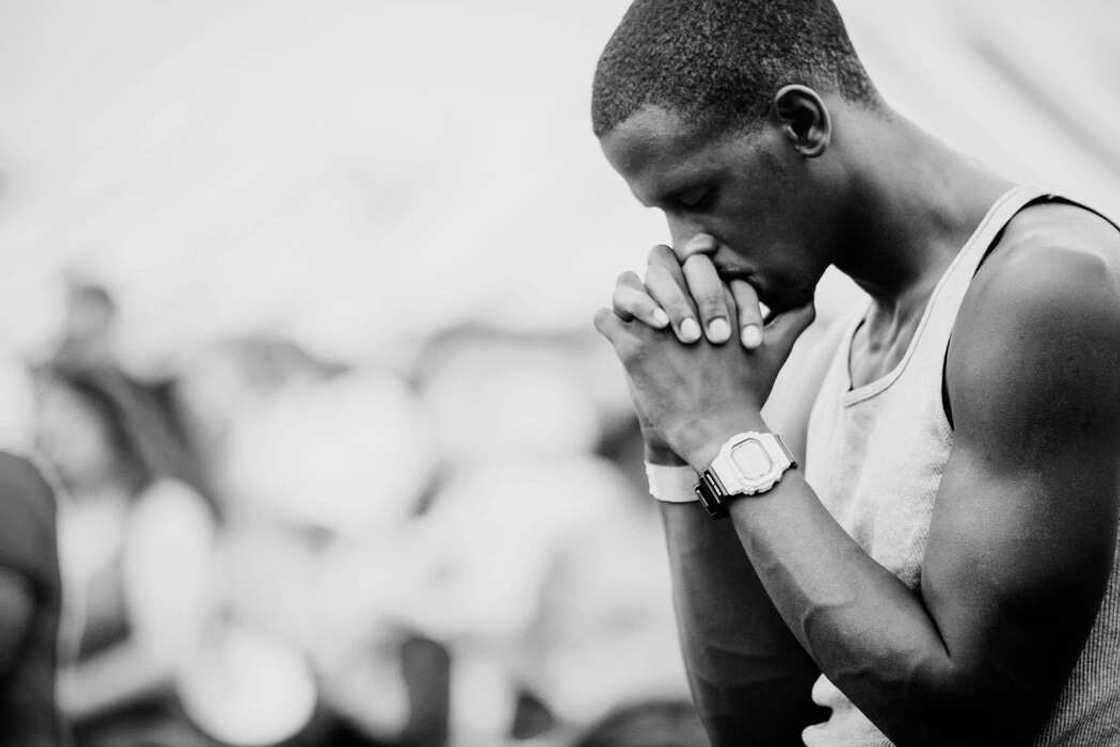 praying praying