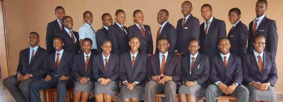 Secondary Education in Nigeria Secondary Education in Nigeria