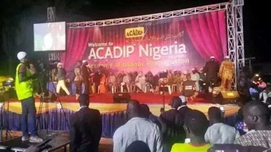 Shiriya daga Allah: Mabiya addinin kirista su 15 sun musulunta a jihar Kwara Shiriya daga Allah: Mabiya addinin kirista su 15 sun musulunta a jihar Kwara