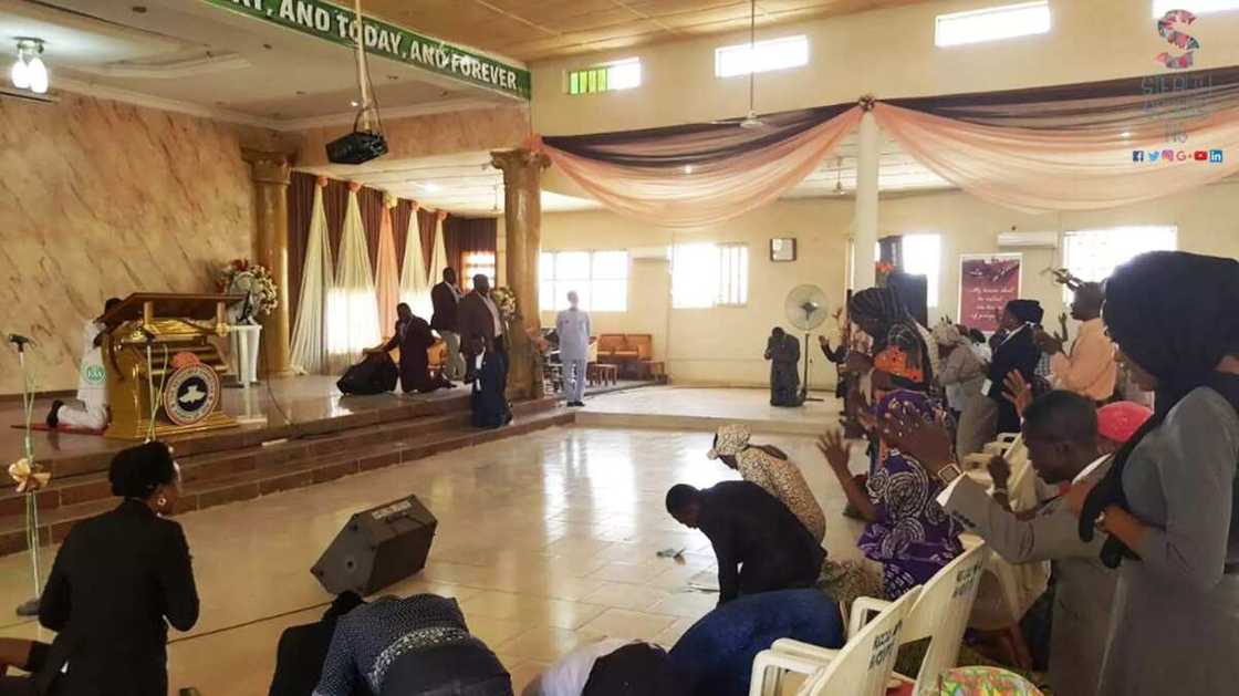 Emir of Bauchi rejects Adeboye's visit to his palace Emir of Bauchi rejects Adeboye's visit to his palace